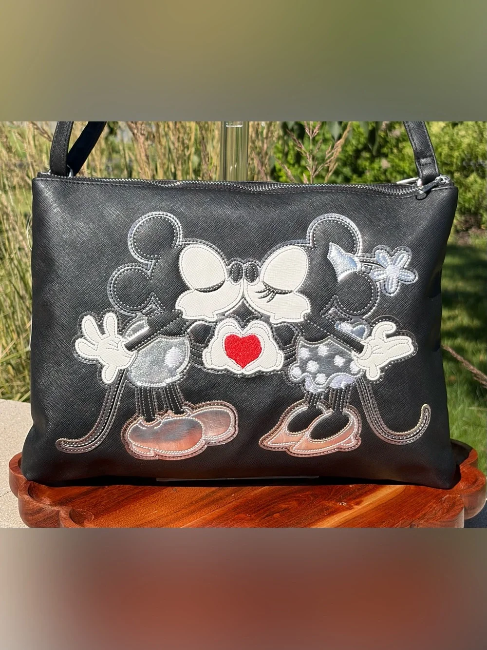 Disney Parks Mickey & Minnie Kissing Crossbody Bag NWT
